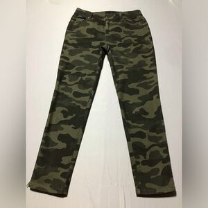 Black Label Camouflage Skinny Jeans